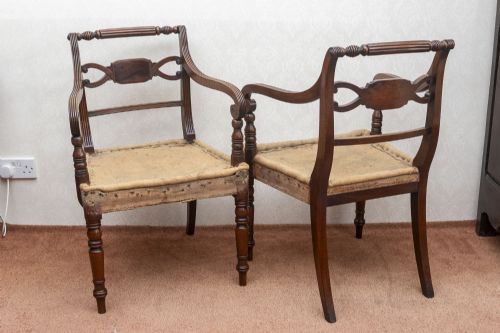 ELEGANT LATE 18TH CENTURY CARVER CHAIRS IN MAHOGANY - ADDITIONAL PHOTO 3