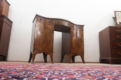 INCREDIBLY RARE SHAPED MAHOGANY SIDEBOARD - ADDITIONAL PHOTO 2