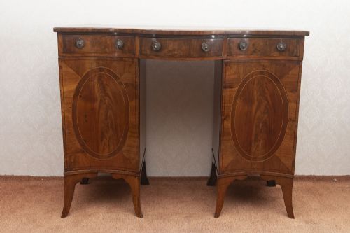 INCREDIBLY RARE SHAPED MAHOGANY SIDEBOARD - ADDITIONAL PHOTO 12