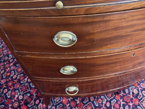 GEORGIAN BOWFRONT CHEST OF DRAWERS - ADDITIONAL PHOTO 5