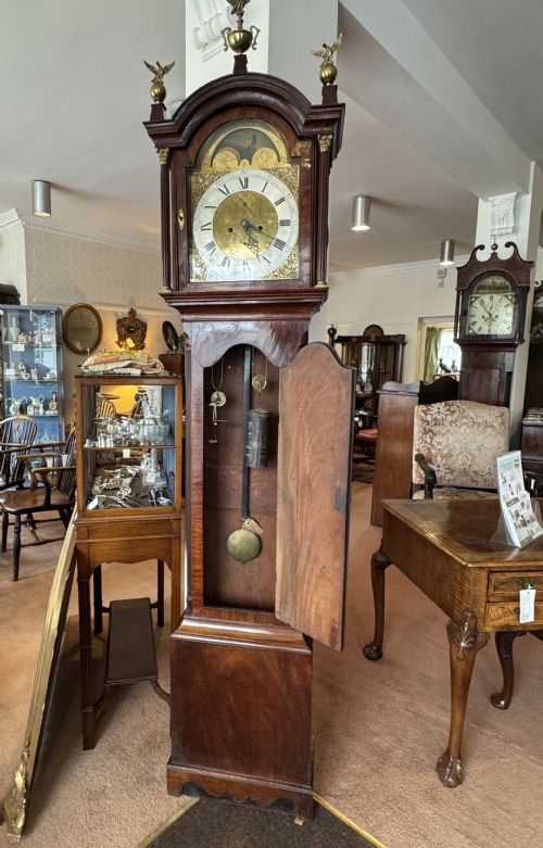 VERY FINE QUALITY LONGCASE CLOCK - ADDITIONAL PHOTO 2