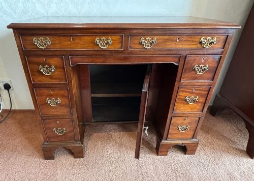 18TH CENTURY MAHOGANY DRESSING TABLE - ADDITIONAL PHOTO 5