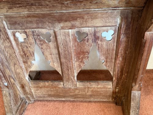 SOLID PINE CHURCH LECTURN - ADDITIONAL PHOTO 3