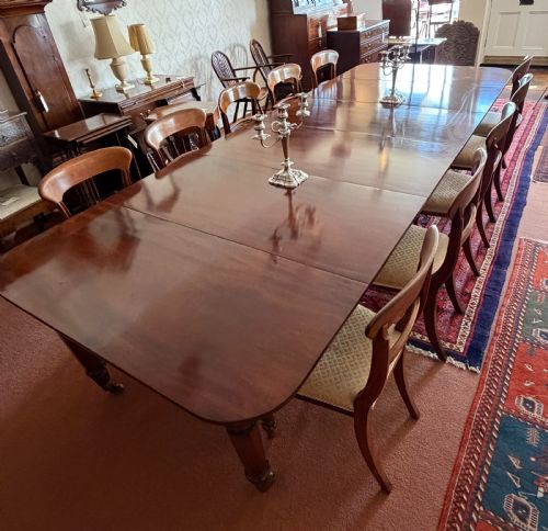 MAHOGANY EXTENDING DINING TABLE - ADDITIONAL PHOTO 5