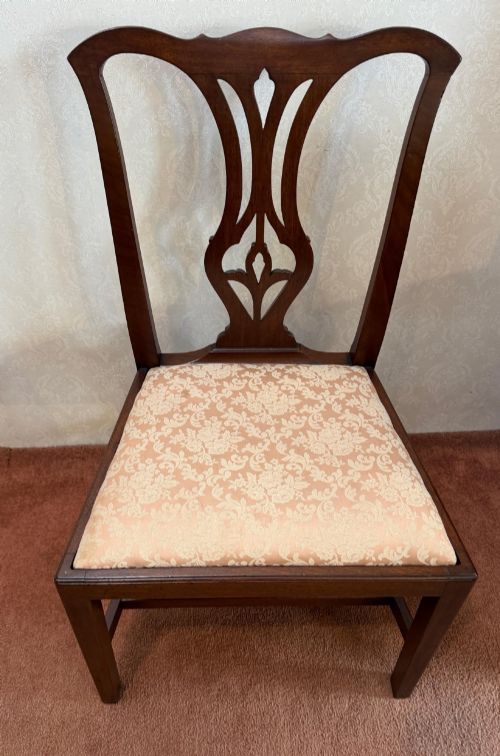 SET OF SIX MID 18TH CENTURY MAHOGANY DINING CHAIRS