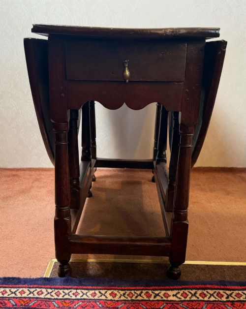 Very large six to eight seater oak gateleg table from the 17th century.