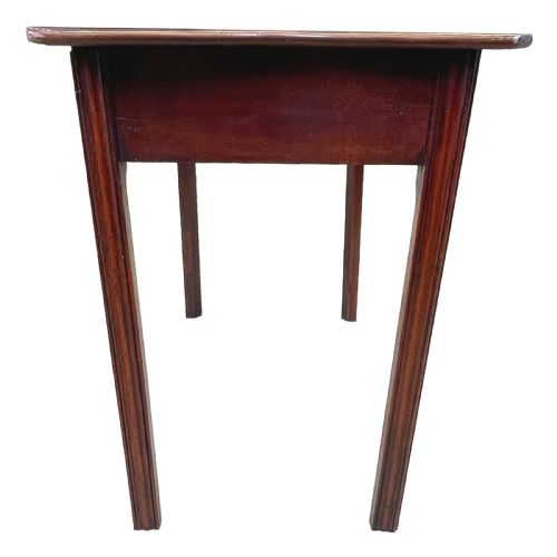 GEORGIAN MAHOGANY SERPENTINE SIDE TABLE - ADDITIONAL PHOTO 5