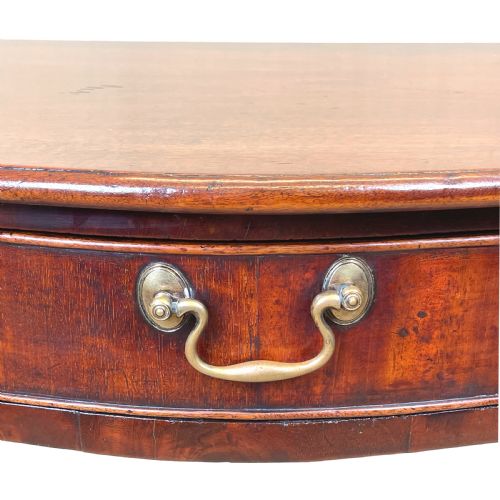GEORGIAN MAHOGANY SERPENTINE SIDE TABLE - ADDITIONAL PHOTO 8