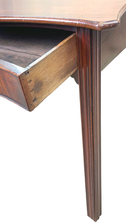 GEORGIAN MAHOGANY SERPENTINE SIDE TABLE - ADDITIONAL PHOTO 9