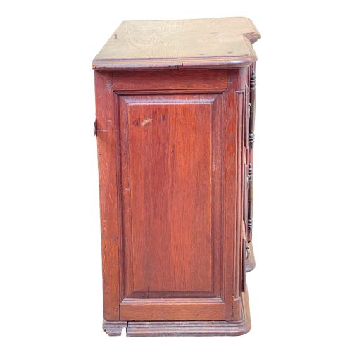 FRENCH PROVINCIAL OAK WALL HANGING CUPBOARD - ADDITIONAL PHOTO 1