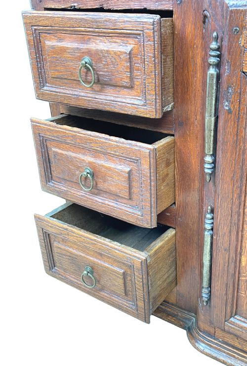FRENCH PROVINCIAL OAK WALL HANGING CUPBOARD - ADDITIONAL PHOTO 3