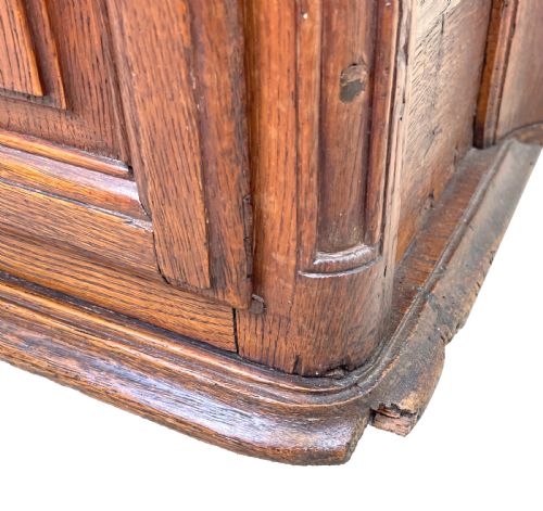 FRENCH PROVINCIAL OAK WALL HANGING CUPBOARD - ADDITIONAL PHOTO 6