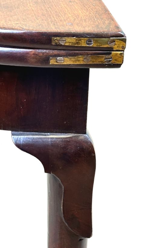 EARLY GEORGIAN MAHOGANY TEA TABLE - ADDITIONAL PHOTO 8