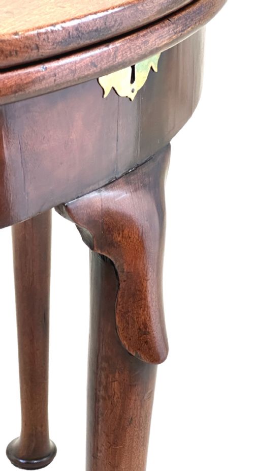 EARLY GEORGIAN MAHOGANY TEA TABLE - ADDITIONAL PHOTO 10