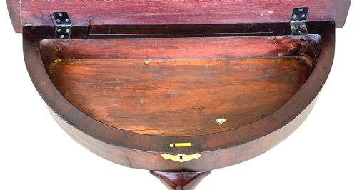 EARLY GEORGIAN MAHOGANY TEA TABLE - ADDITIONAL PHOTO 11