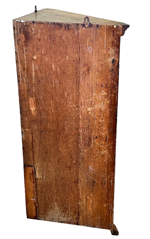 EARLY 18TH CENTURY WALNUT CORNER CUPBOARD - ADDITIONAL PHOTO 6