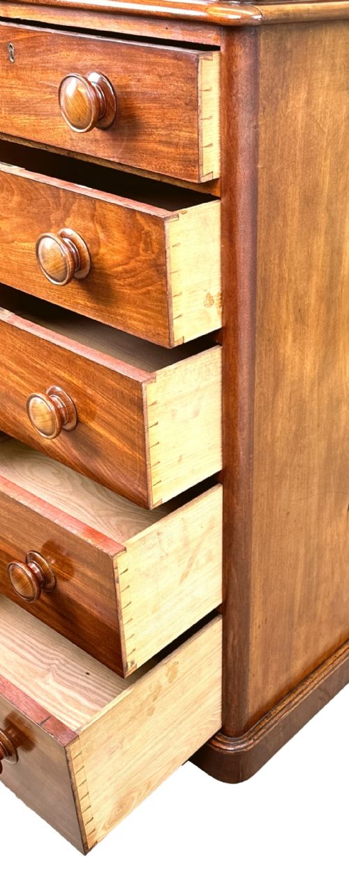 19TH CENTURY VICTORIAN MAHOGANY CHEST OF DRAWERS - ADDITIONAL PHOTO 2