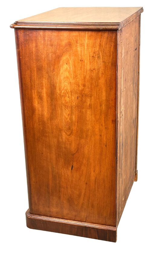 19TH CENTURY VICTORIAN MAHOGANY CHEST OF DRAWERS - ADDITIONAL PHOTO 5