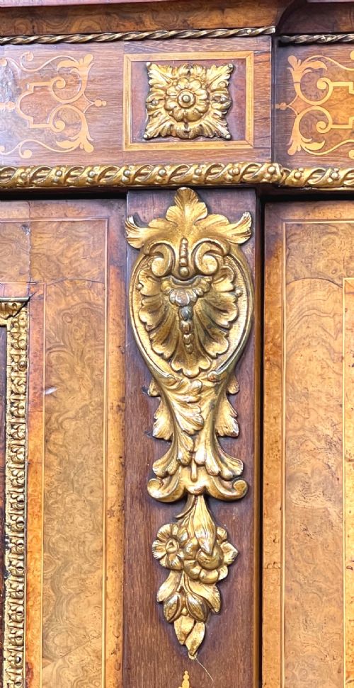 VICTORIAN BURR WALNUT CREDENZA CABINET - ADDITIONAL PHOTO 3