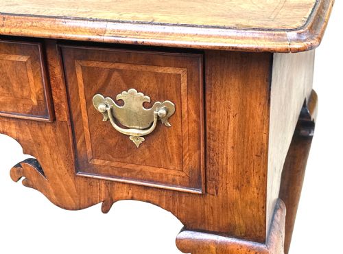 EARLY 18TH CENTURY GEORGIAN WALNUT LOWBOY - ADDITIONAL PHOTO 7