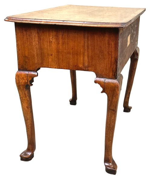 EARLY 18TH CENTURY GEORGIAN WALNUT LOWBOY - ADDITIONAL PHOTO 11