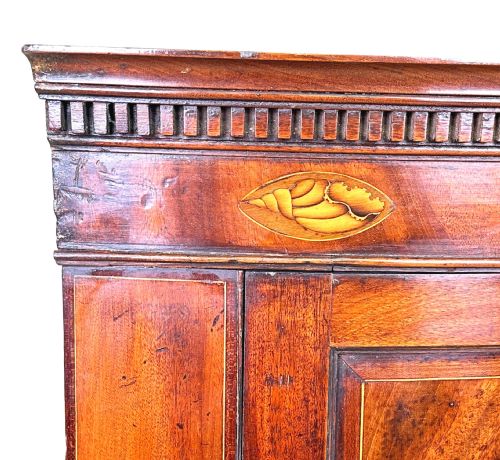 18TH CENTURY MAHOGANY BOW CORNER CUPBOARD - ADDITIONAL PHOTO 2