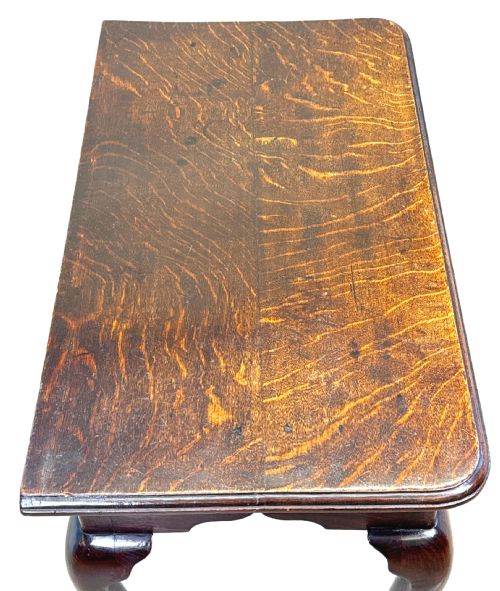 18TH CENTURY GEORGIAN OAK LOWBOY - ADDITIONAL PHOTO 2