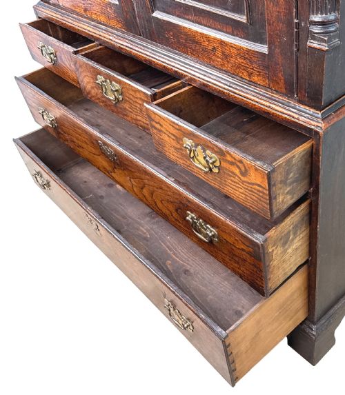 GEORGIAN 18TH CENTURY OAK PRESS CUPBOARD - ADDITIONAL PHOTO 5