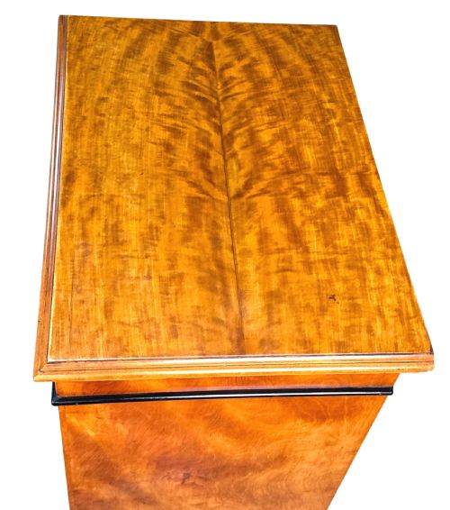 SATINWOOD LATE 19TH CENTURY TALL PEDESTAL CHEST OF DRAWERS - ADDITIONAL PHOTO 7