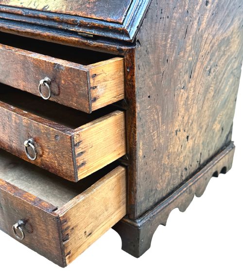 GEORGIAN 18TH CENTURY ELM TABLE TOP BUREAU - ADDITIONAL PHOTO 1