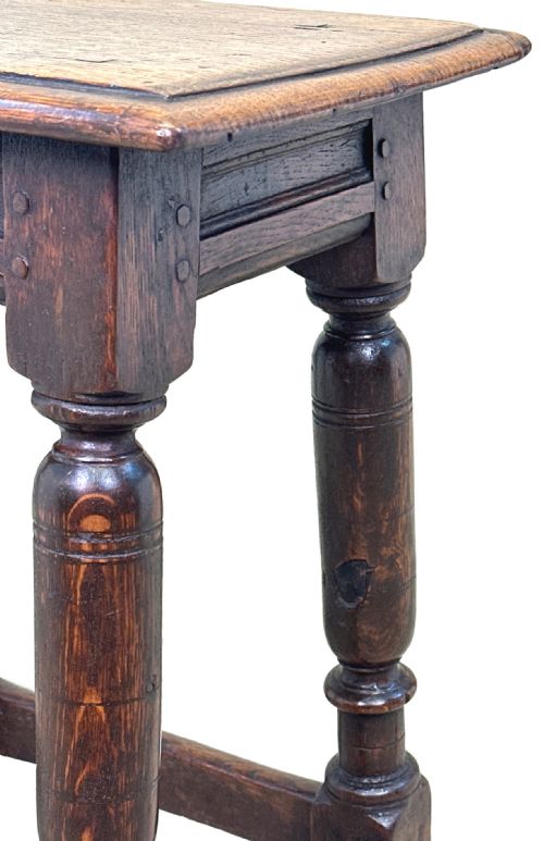 17TH CENTURY RECTANGULAR OAK JOINT STOOL - ADDITIONAL PHOTO 3