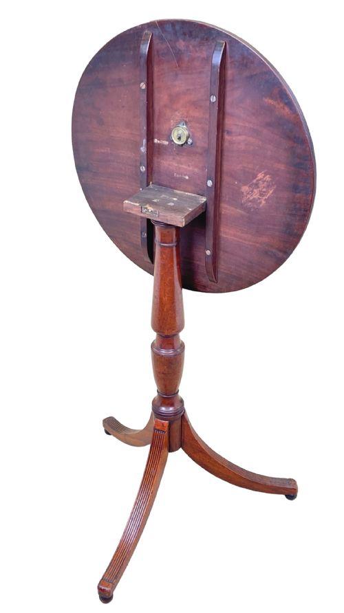 GEORGIAN CIRCULAR MAHOGANY WINE TABLE - ADDITIONAL PHOTO 3