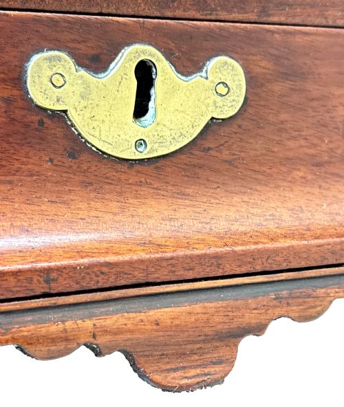 GEORGIAN 18TH CENTURY DRESSING TABLE MIRROR - ADDITIONAL PHOTO 4