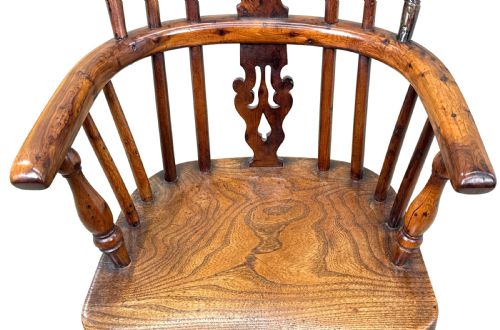 YEW WOOD ANTIQUE CHILDS WINDSOR ARMCHAIR - ADDITIONAL PHOTO 9
