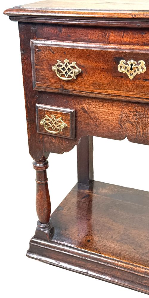 SMALL 18TH CENTURY GEORGIAN OAK DRESSER BASE - ADDITIONAL PHOTO 8