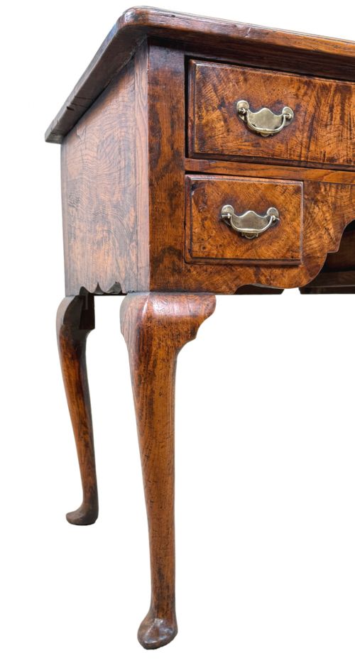 RARE 18TH CENTURY QUILTED ELM GEORGIAN LOWBOY - ADDITIONAL PHOTO 7