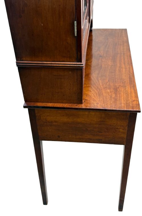 UNUSUAL 18TH CENTURY GEORGIAN MAHOGANY DISPLAY CABINET - ADDITIONAL PHOTO 12