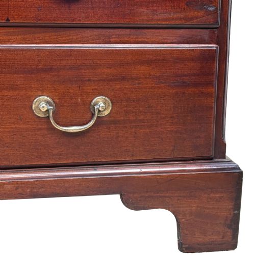 18TH CENTURY GEORGIAN MAHOGANY CHEST WITH A SLIDE - ADDITIONAL PHOTO 6