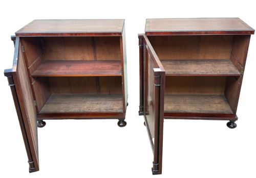 PAIR OF SMALL REGENCY MAHOGANY SIDE CUPBOARDS - ADDITIONAL PHOTO 5