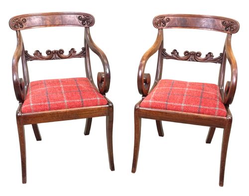 PAIR OF LARGE REGENCY MAHOGANY CARVER ARMCHAIRS - ADDITIONAL PHOTO 11