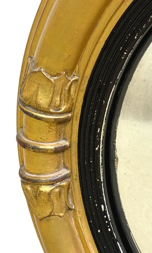 SMALL MID 19TH CENTURY GILTWOOD CIRCULAR CONVEX MIRROR - ADDITIONAL PHOTO 2