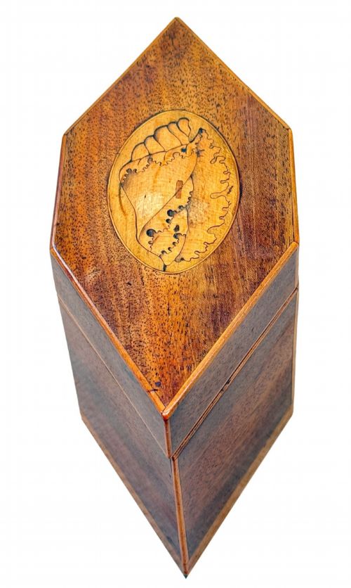 GEORGIAN HEXAGONAL SHAPED MAHOGANY TEA CADDY 18TH CENTURY - ADDITIONAL PHOTO 4