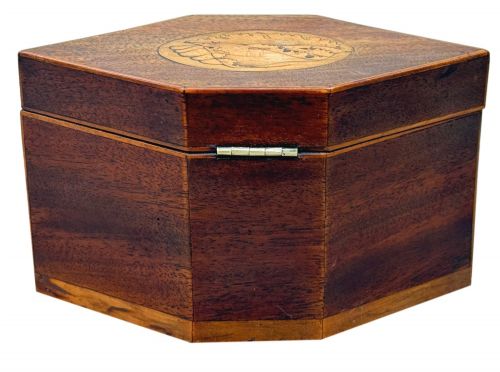 GEORGIAN HEXAGONAL SHAPED MAHOGANY TEA CADDY 18TH CENTURY - ADDITIONAL PHOTO 6