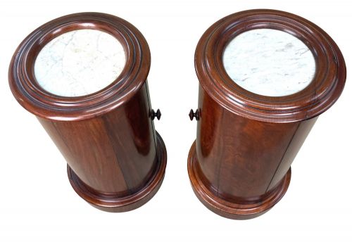 MATCHED PAIR OF 19TH CENTURY MAHOGANY CYLINDRICAL BEDSIDE NIGHT TABLES - ADDITIONAL PHOTO 1