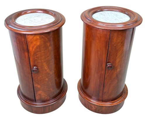 MATCHED PAIR OF 19TH CENTURY MAHOGANY CYLINDRICAL BEDSIDE NIGHT TABLES - ADDITIONAL PHOTO 9