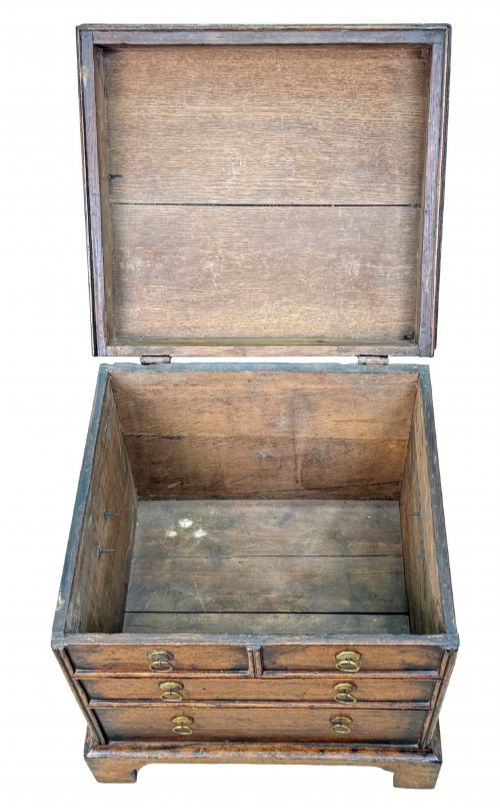CHARMING 18TH CENTURY RARE OAK CLOSE STOOL IN THE FORM OF A SMALL BEDSIDE CHEST - ADDITIONAL PHOTO 7