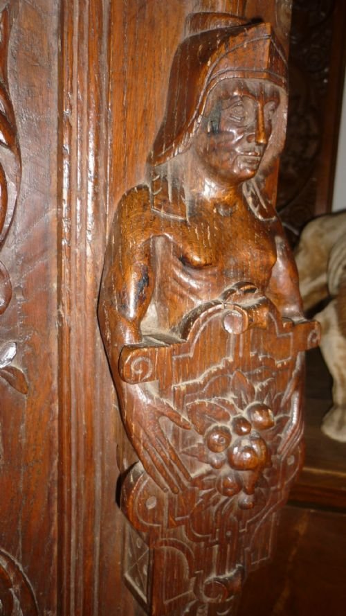 Carved Oak 19th Century Settle Bench
