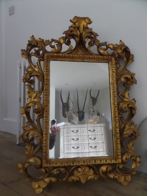 Antique Carved Wooden Italian Florentine Rococo Acanthus Leaf Mirror
