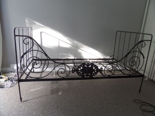 Antique French Iron Day Bed