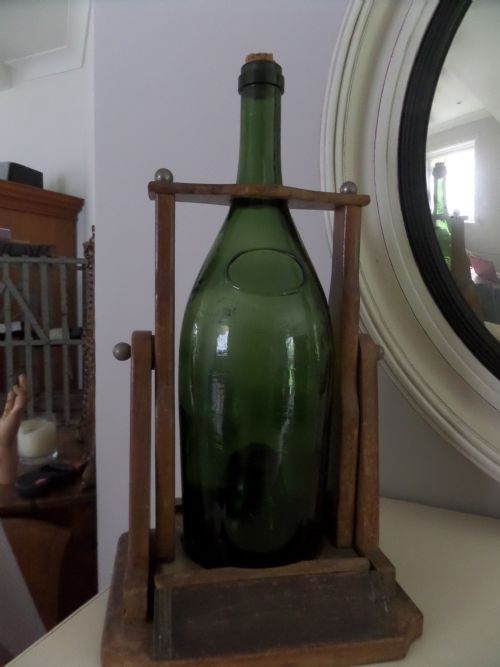 Wonderful French Wine Champagne Pourer 3l